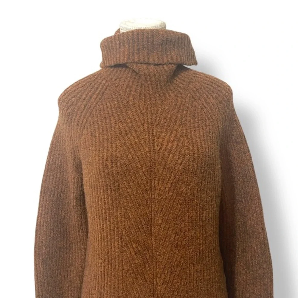 Madewell Turtleneck‎ Sweater Small Brown Ribbed Wool Blend Dark Academia Cozy